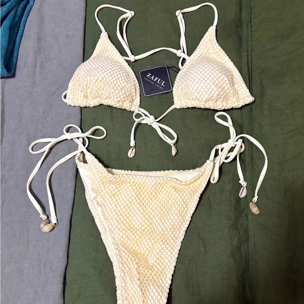 Zaful Cream Textured Bikini